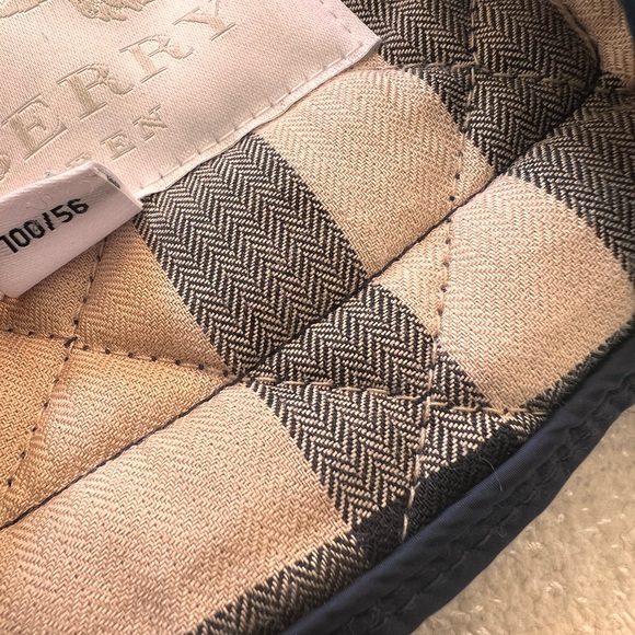 Burberry jacket - Picture 4 of 9